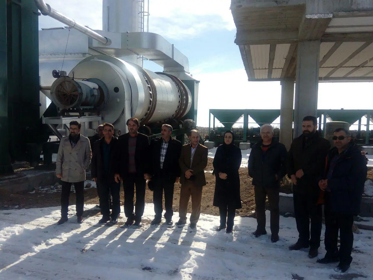 آماده سازی و نصب ماشین آلات کارخانه آسفالت شهرداری نمین