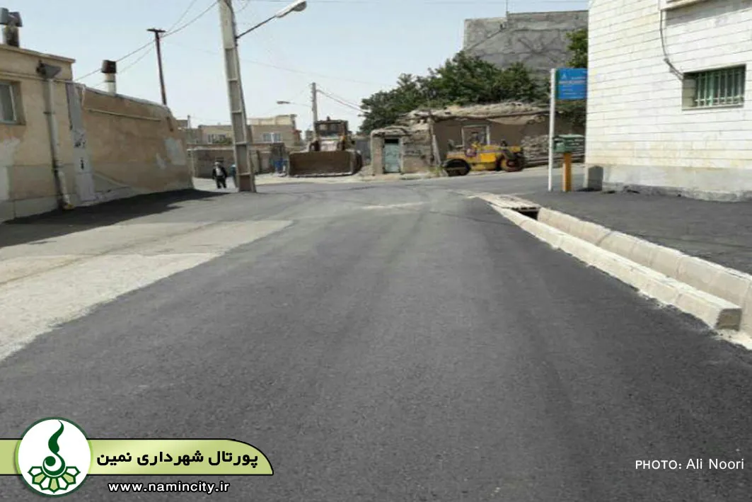 اجرای عملیات ترمیم و اجرای روکش آسفالت قسمتی از محله امام حسین (گونی)
