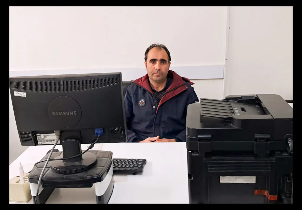 دبیرخانه و بایگانی