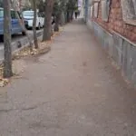 زیرسازی و آسفالت ریزی پیاده رو بلوار امام خمینی(ره)