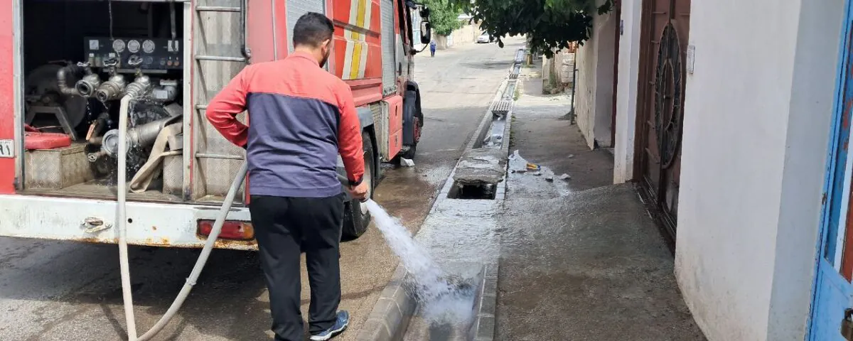 گزارش عملیات پاکسازی و ضدعفونی کانال های آب سطح شهر