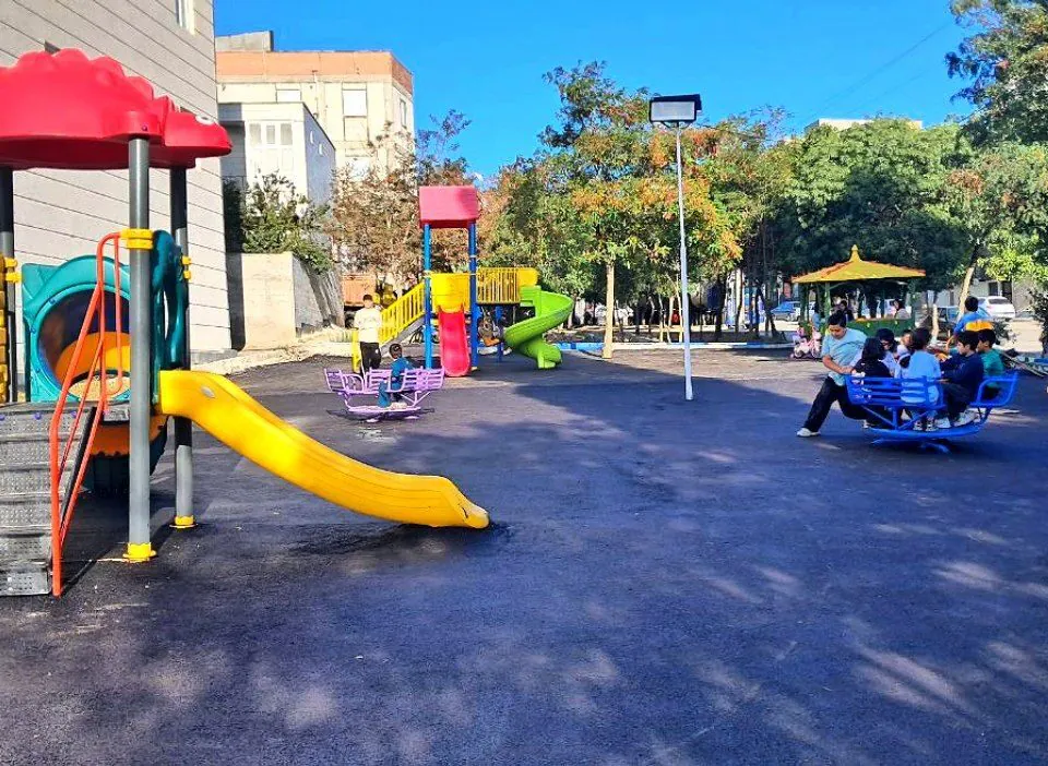 بهسازی و تجهیز بوستان سلامت واقع در کمربندی خانلی نمین