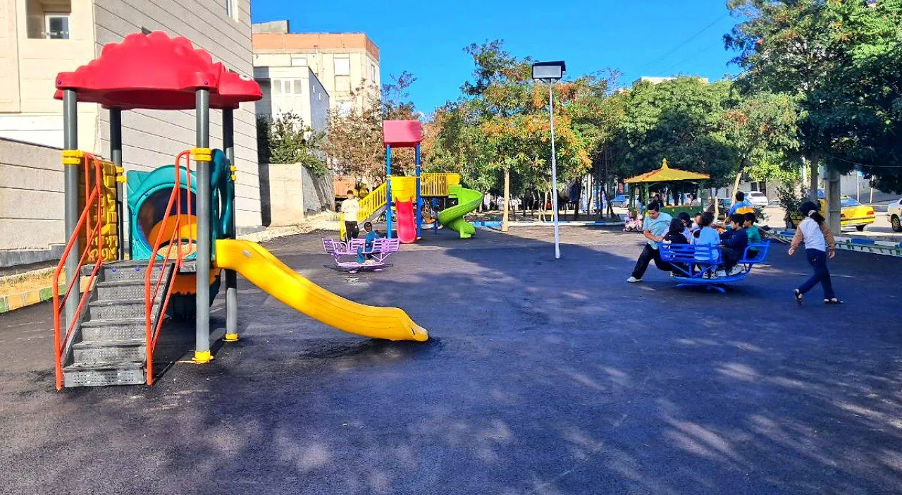بهسازی و تجهیز بوستان سلامت واقع در کمربندی خانلی نمین