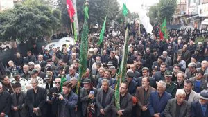 تجمع بزرگ عزاداران حسینی شهر نمین در خیابان امام خمینی (ره) این شهر برگزار شد